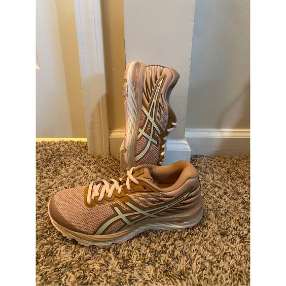 Asics Women’s Gel-Cumulus 21 (1012A691) Dust Steppe/Birch (Pink) Size 6.5 - Picture 1 of 4